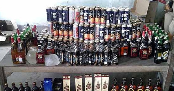 “मुंबई के 1800 बियर-बार से अवैध वसूली जारी”