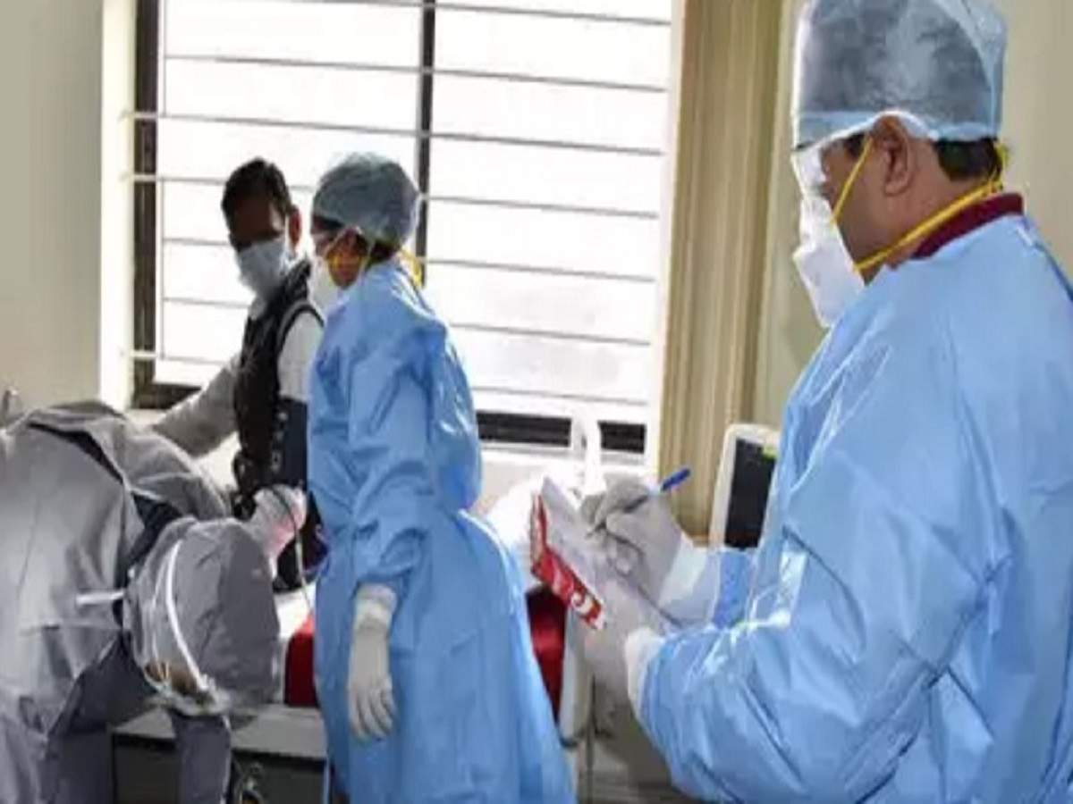 मुंबई-ठाणे में बढ़ी चिंता, राज्य में ओमिक्रोन के 28 संदिग्ध मरीज !