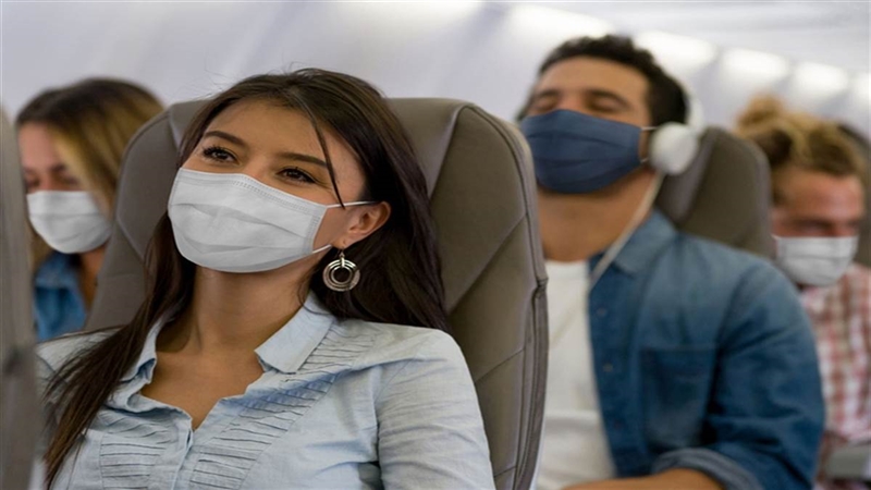 एयरपोर्ट और विमानों में मास्क पहनना अनिवार्य