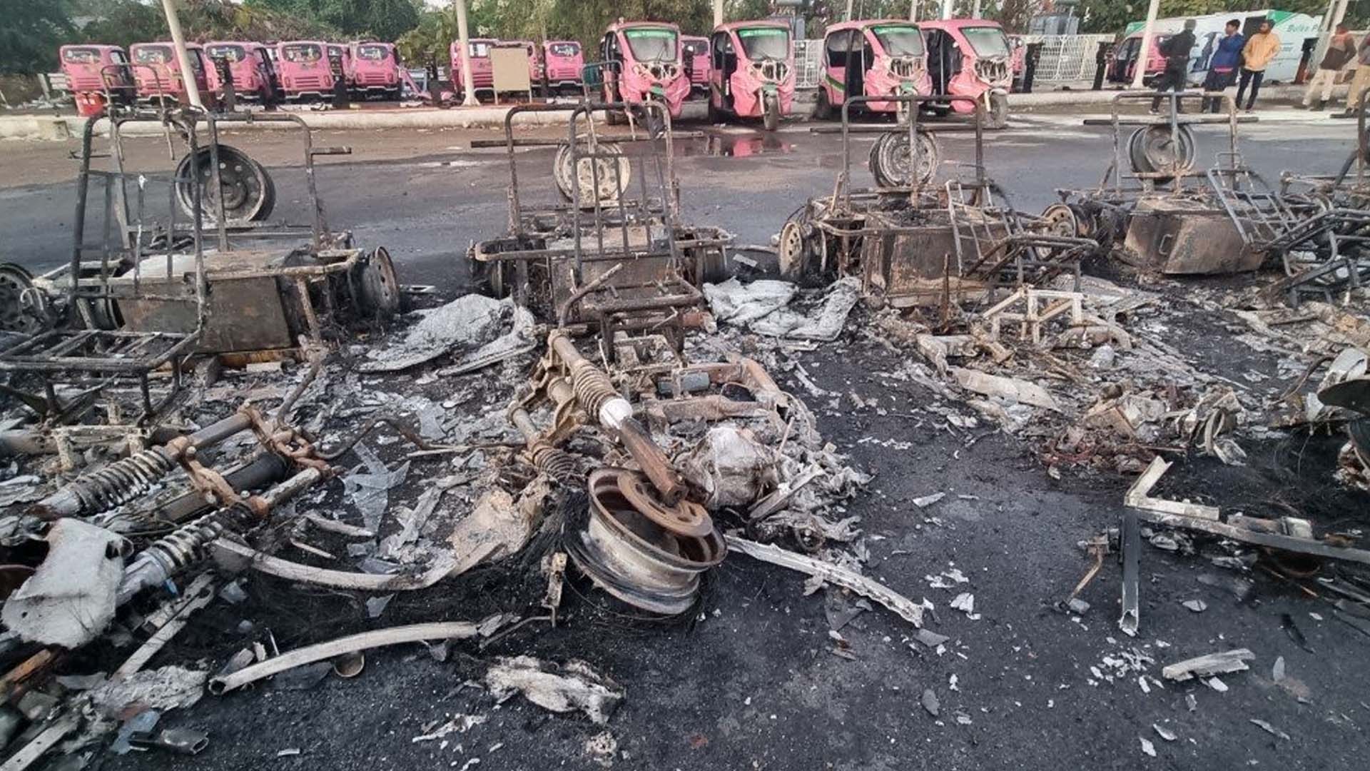 स्टैच्यू ऑफ यूनिटी में 20 ई-रिक्शा जलकर खाक